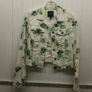 Jessica Simpson Cropped Jean Jacket Small